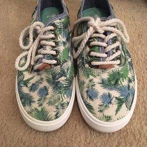 Women’s Magaritaville seafoam tennis shoes